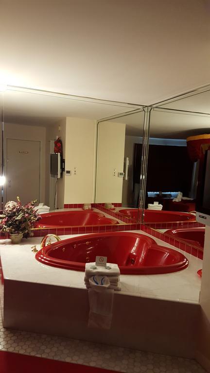 New Relax Inn Bridgeview Ruang foto