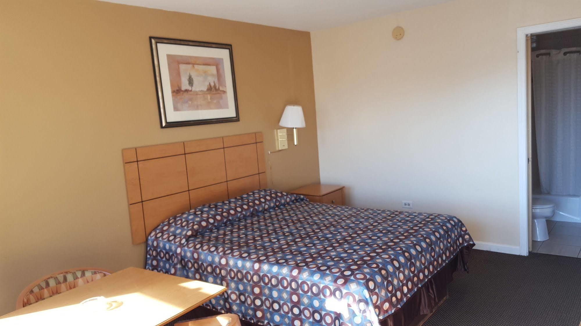 New Relax Inn Bridgeview Bagian luar foto
